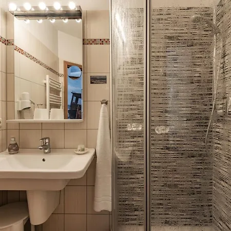 Ξενοδοχείο Strandhus 3*