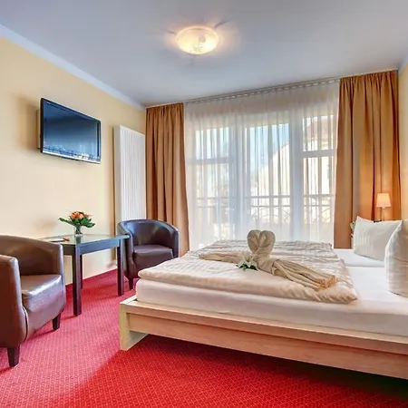 Otel Strandhus Heringsdorf